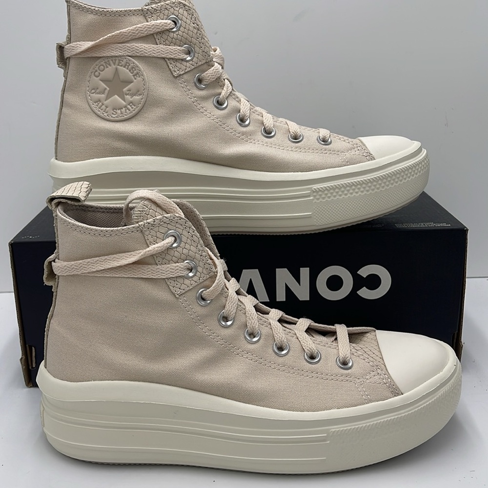 Converse Women's A12812C
CTAS MOVE HI
LIGHT DUNE/EGRET/PAPYRUS Sneakers Platform